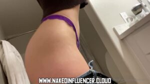 Alexiaxrae Showing Ass American Blue Eyes Influencer Teasing